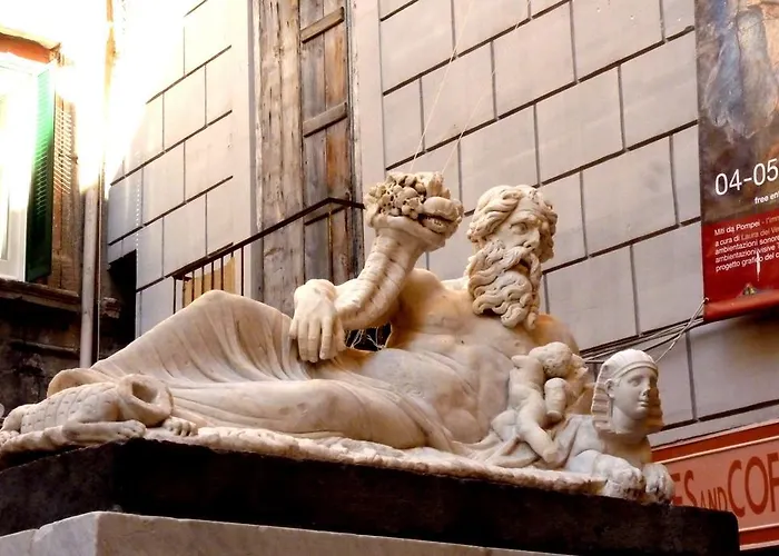 Couette-café Nilo Naples